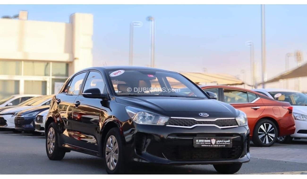 Kia Rio Kia Rio 1.6L 2019 GCC accident free in excellent condition 513 P.M