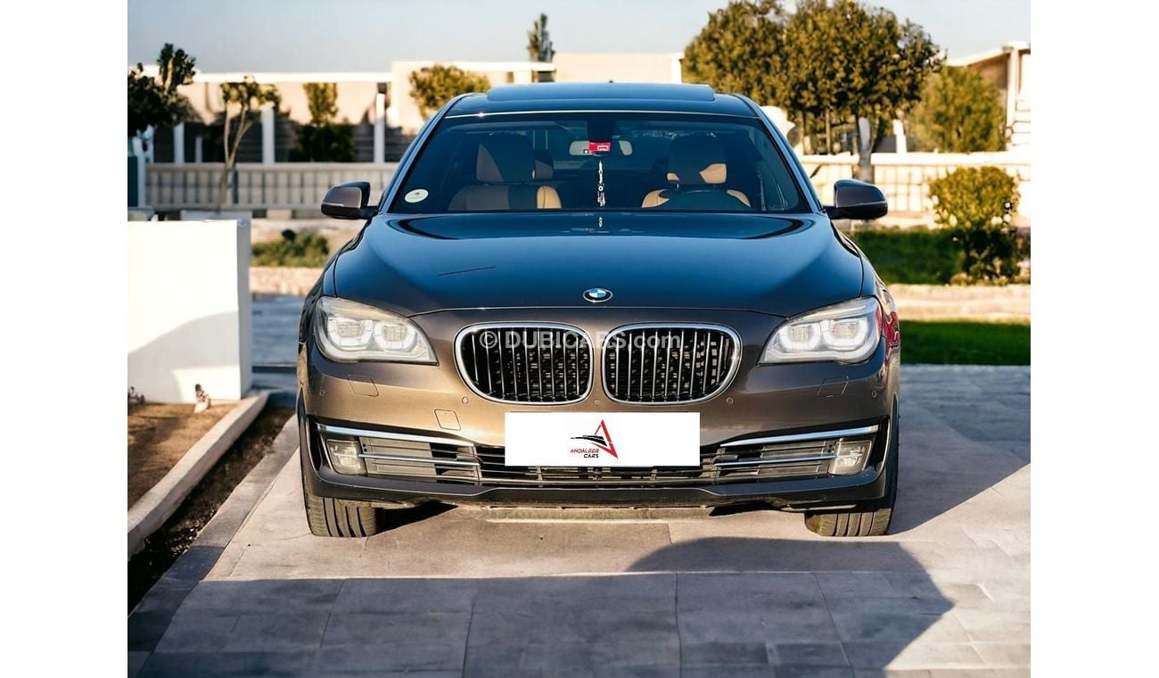 بي أم دبليو 730Li AED 1,120 PM | BMW 730I | 7-SERIES | 3.0L I6| 2015 | GCC | WELLMAINTAINED | 0% DOWNPAYMENT