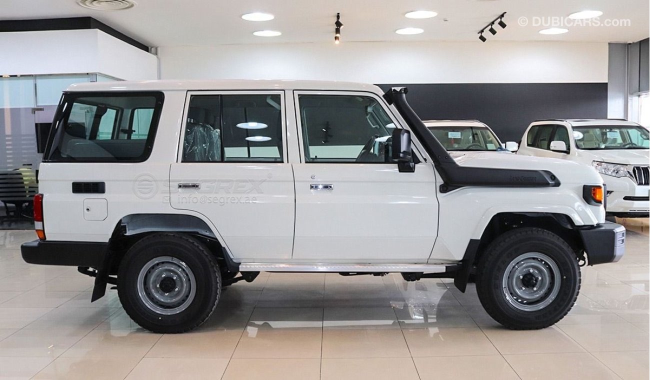 Toyota Land Cruiser ToyotaLC76 4.2L DIESEL V6 TM 2024