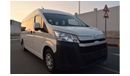 Toyota Hiace Commuter GL High Roof Toyota Hiace Highroof Bus 3.5 L, A/T, model:2019. Only done 72000 km