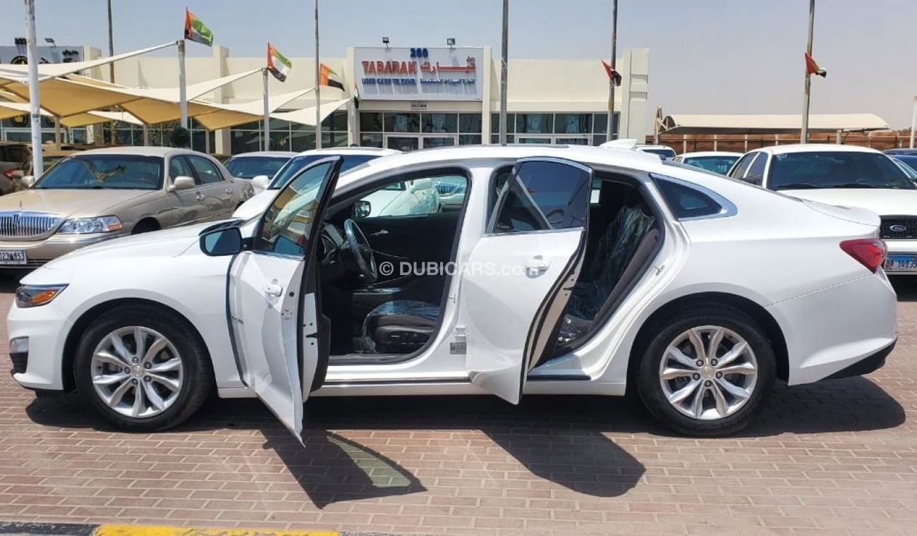 Chevrolet Malibu LT - With Panoramic Sunroof