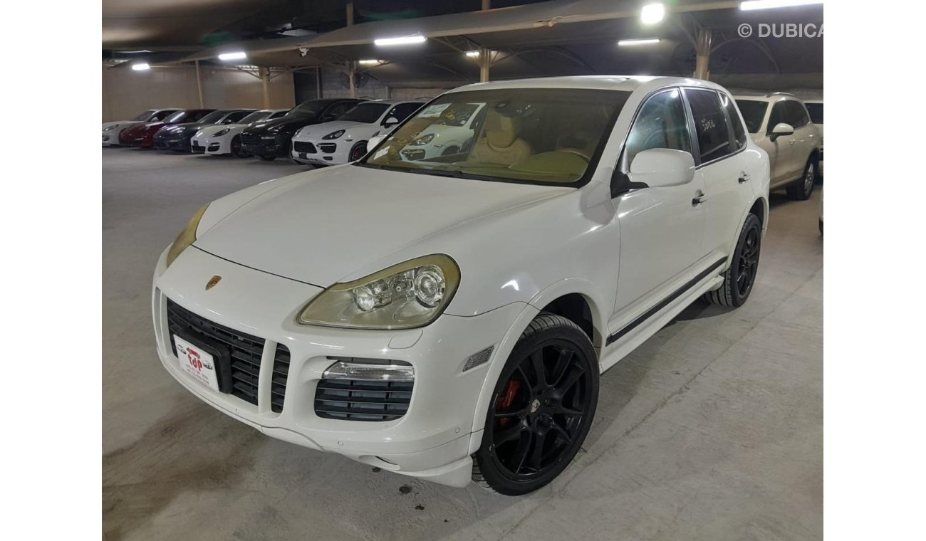 بورش كايان جي تي أس PORSCHE CAYENNE GTS 4.8L 2008 WITH SUNROOF, BOSE SOUND SYSTEM, AND MORE..