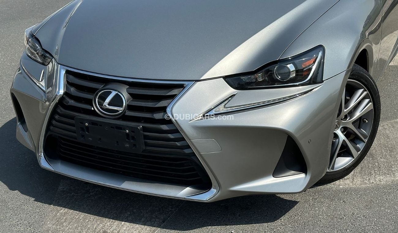 Lexus IS300 Elegant 2.0L Premier 2019 Full Service History GCC