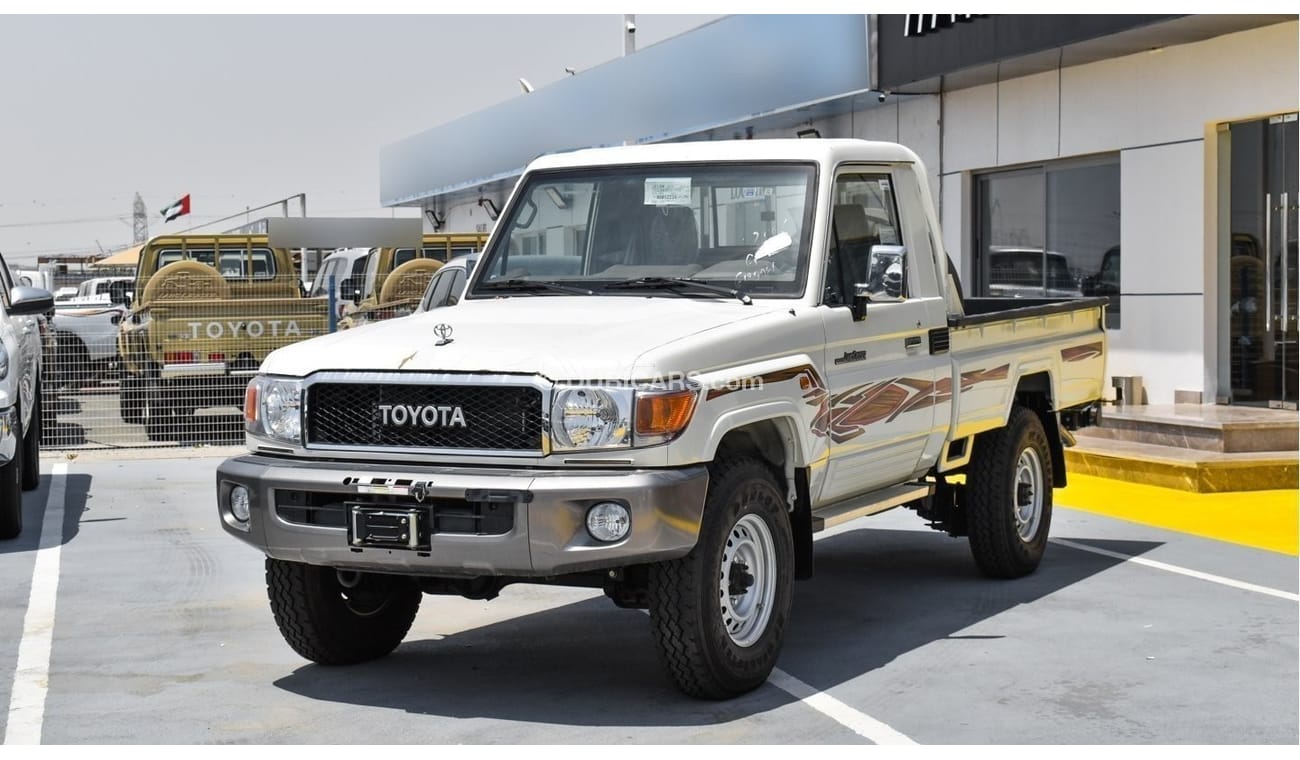 تويوتا لاند كروزر بيك آب TOYOTA LAND CRUISER PICK-UP 4.0L V6 PETROL 2022