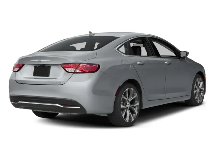 Chrysler 200 exterior - Rear Left Angled