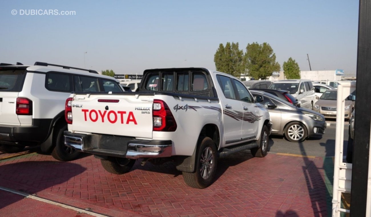 تويوتا هيلوكس TOYOTA HILUX DC 2.7L SGLX 4X4 PTR A/T FULL OPTION SAUDI SPEC.