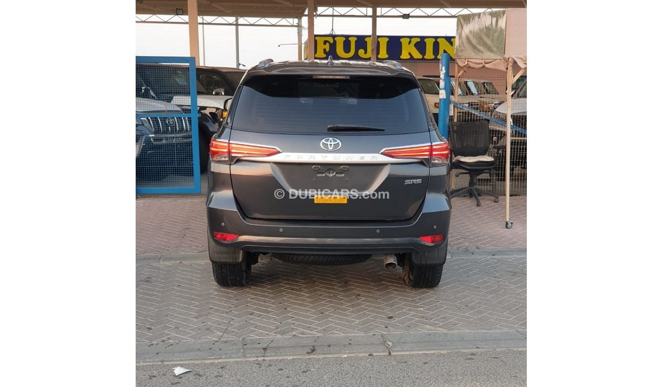 Toyota Fortuner 2.7L (PETROL) - EXCELLENT CONDITION