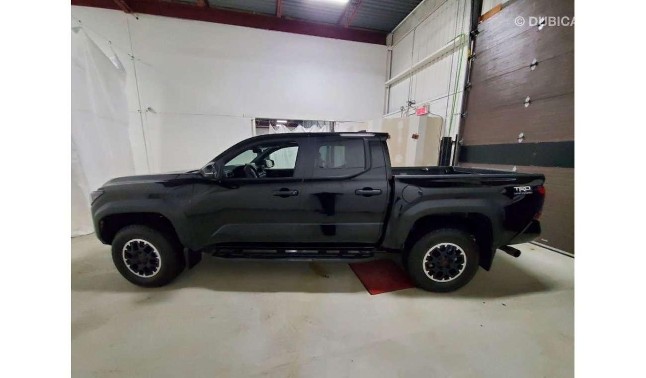 تويوتا تاكوما TOYOTA TACOMA TRD SPORT PREMIUM 2024 V6 PETROL