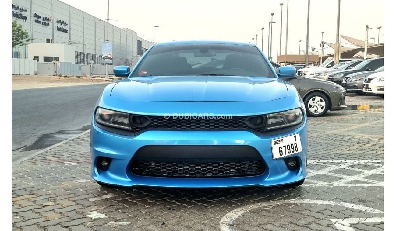 Dodge Charger DODGE CHARGER  2015 VERY CLEAN