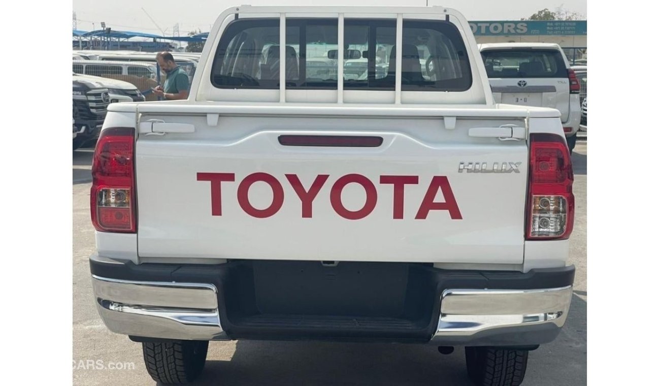 Toyota Hilux Toyota Hilux 2.4L diesel basic option M/T 2023