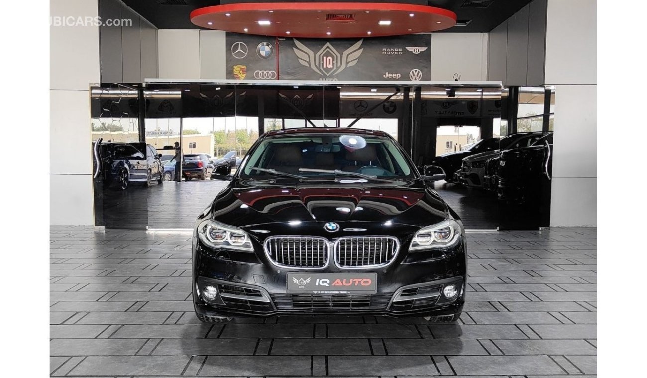 BMW 528i AED 2,200 P.M | 2015 BMW 5 SERIES 528i 2.0L | EXCLUSIVE | SUNROOF | HUD | GCC