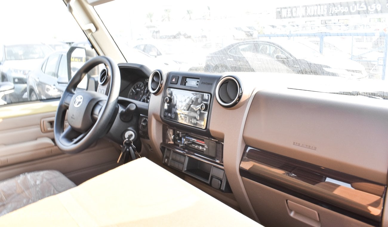 Toyota Land Cruiser Pick Up 4.0L V6 Petrol Double Cabin