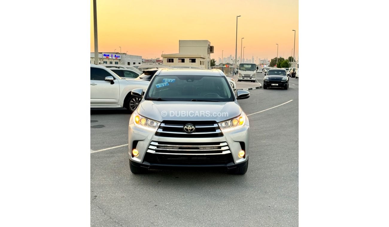 Toyota Highlander 2018 SE LIMITED 4WD FULL OPTION US SPEC