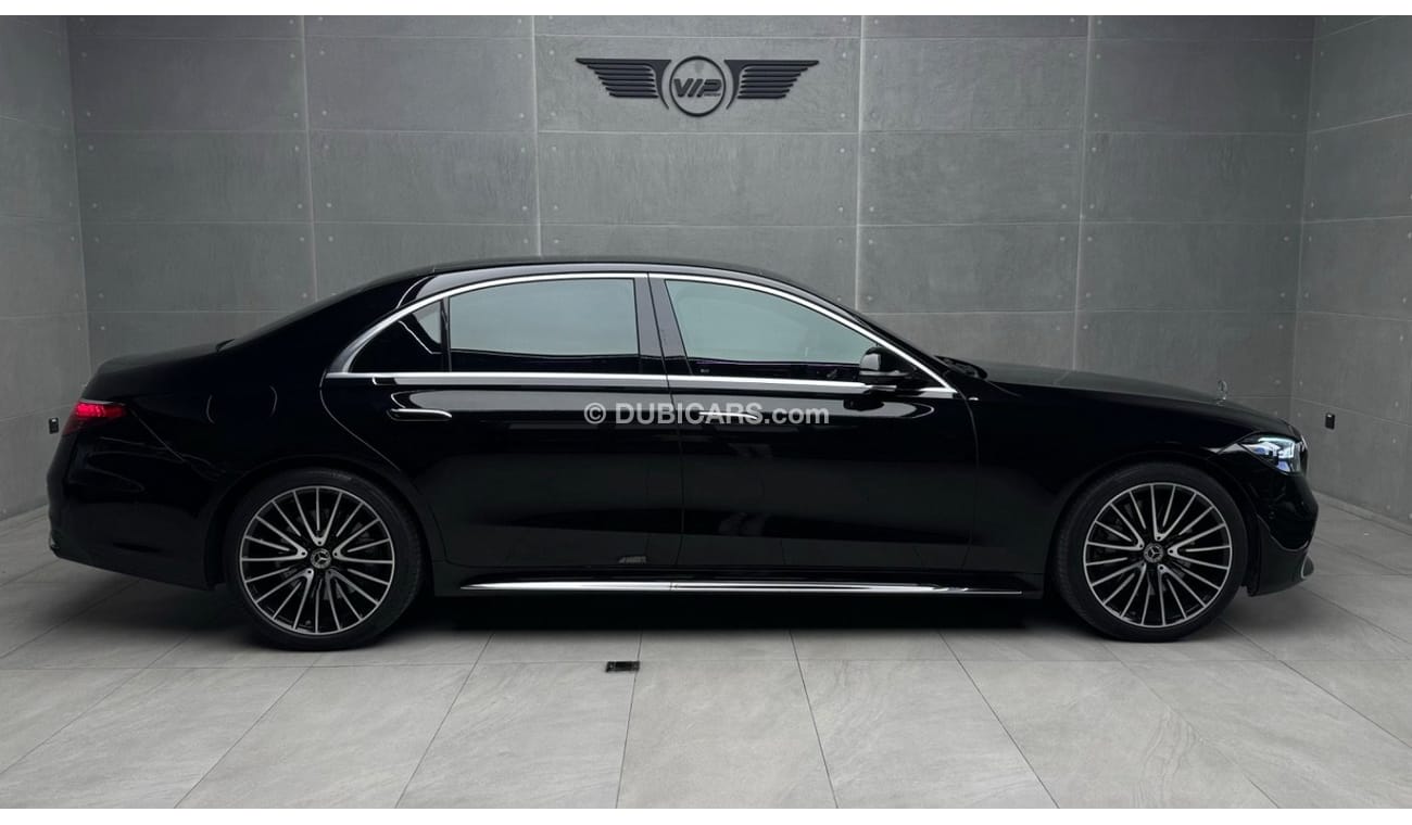 Mercedes-Benz S 580 2023 | GCC Specs | Full Options | Agency Warranty & Service | Low Mileage