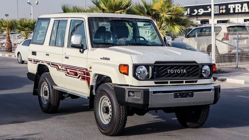 Toyota Land Cruiser Hard Top Hardtop LC76 , 4.0L V6 Petrol