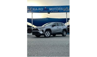 Toyota RAV4 car in good condition 2022 with engine capacity 2.5 4 cylinders 4wd with mileage, 1000 mil