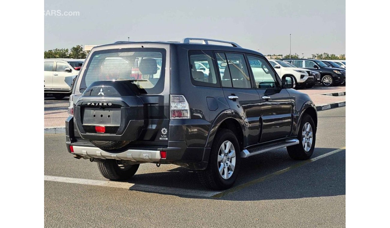 ميتسوبيشي باجيرو GLS 3.5/ 4WD/ DVD CAMERA/ LOW MILEAGE/ 861 MONTHLY /LOT#701811