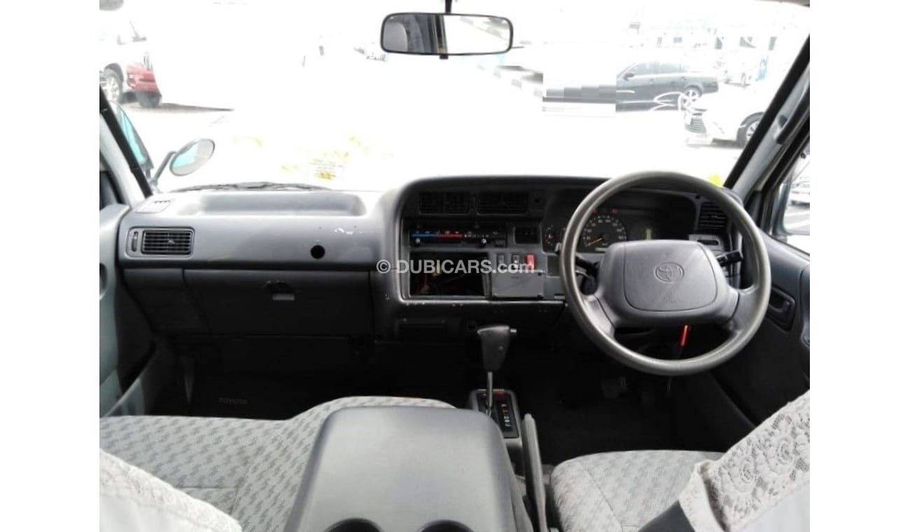 Toyota Hiace Hiace RIGHT HAND DRIVE (Stock no PM 400 )