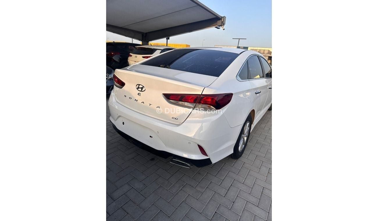 هيونداي سوناتا Hybrid Limited 2.0L