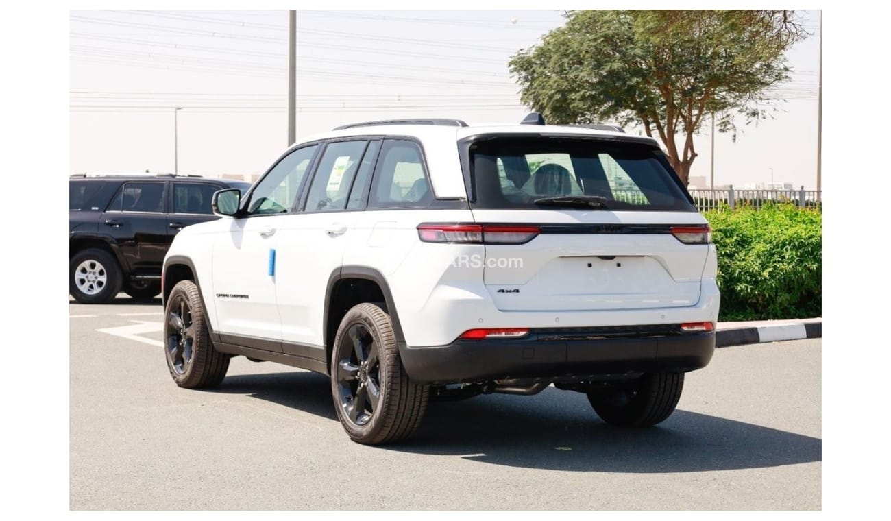 جيب جراند شيروكي Altitude 3.6L SUV 4WD GCC 2023