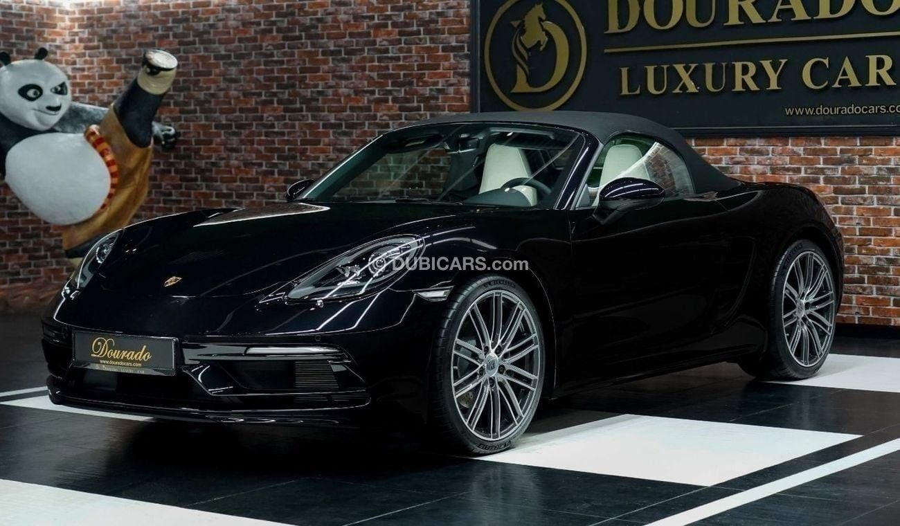 بورش بوكستر 718 | Brand new | 2023 | Onyx Black | Full Option