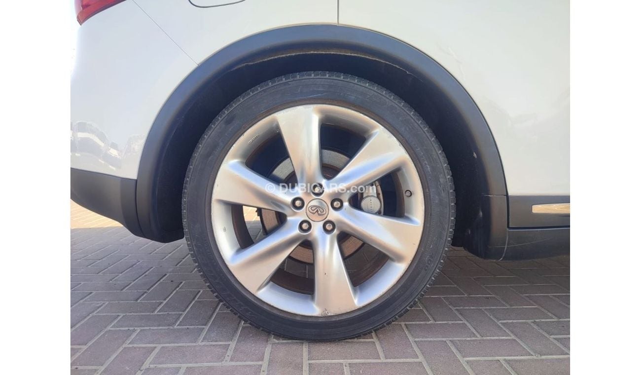 إنفينيتي FX50 JNRBS15Y19M550840  || INFINITI	FX50 ||  KM 182808  || LEFT HAND DRIVE ||