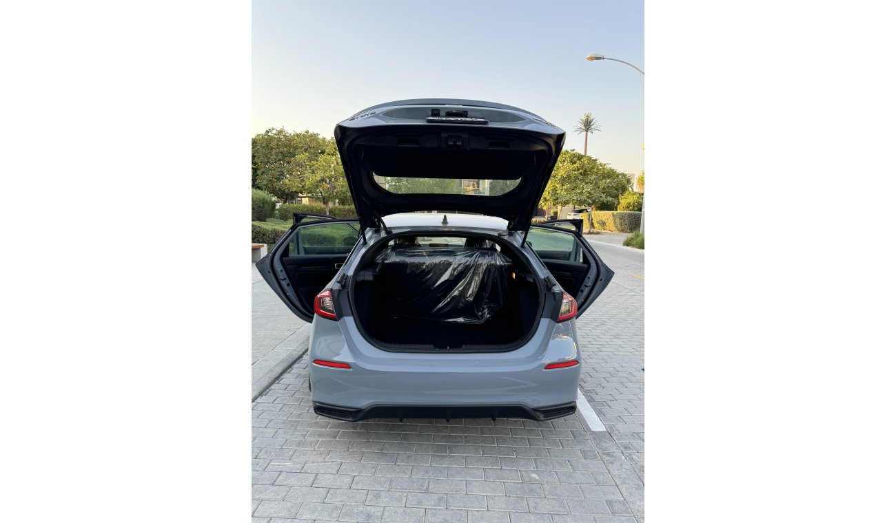 هوندا سيفيك 2.0 L Sport Hatchback
