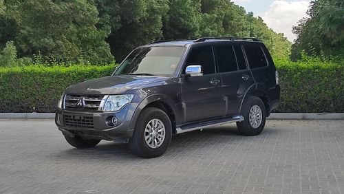 ميتسوبيشي باجيرو GLS 3.5L (186 HP) (7 Seater) Mitsubishi pajero 2013  full automatic