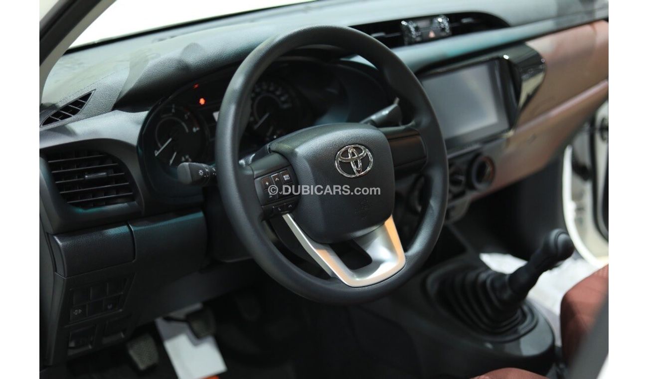 Toyota Hilux 2.4L DIESEL 4X2 Saudi Arabia specs