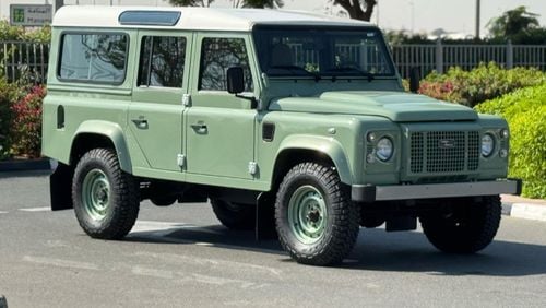 Land Rover Defender **2016**SAME BRAND NEW GERMAN SPEC