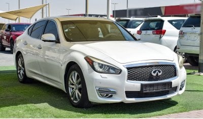 إنفينيتي QX70