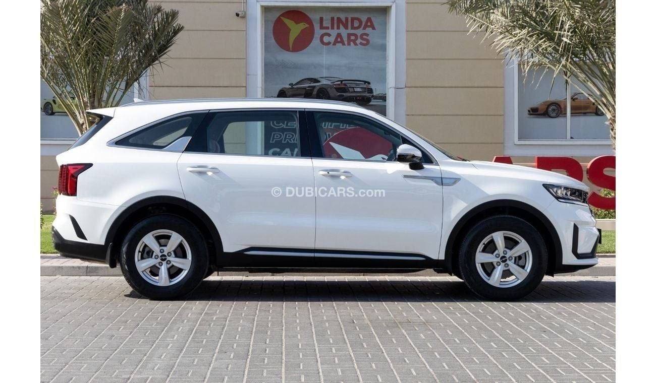 كيا سورينتو Base 2.4L FWD Kia Sorento 2023 GCC under Agency Warranty with Flexible Down-Payment.