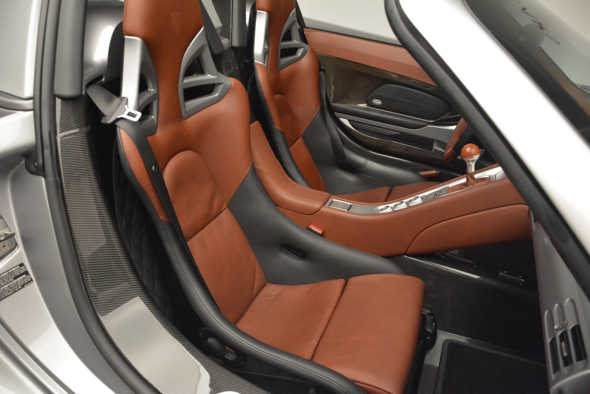 Porsche Carrera GT interior - Seats