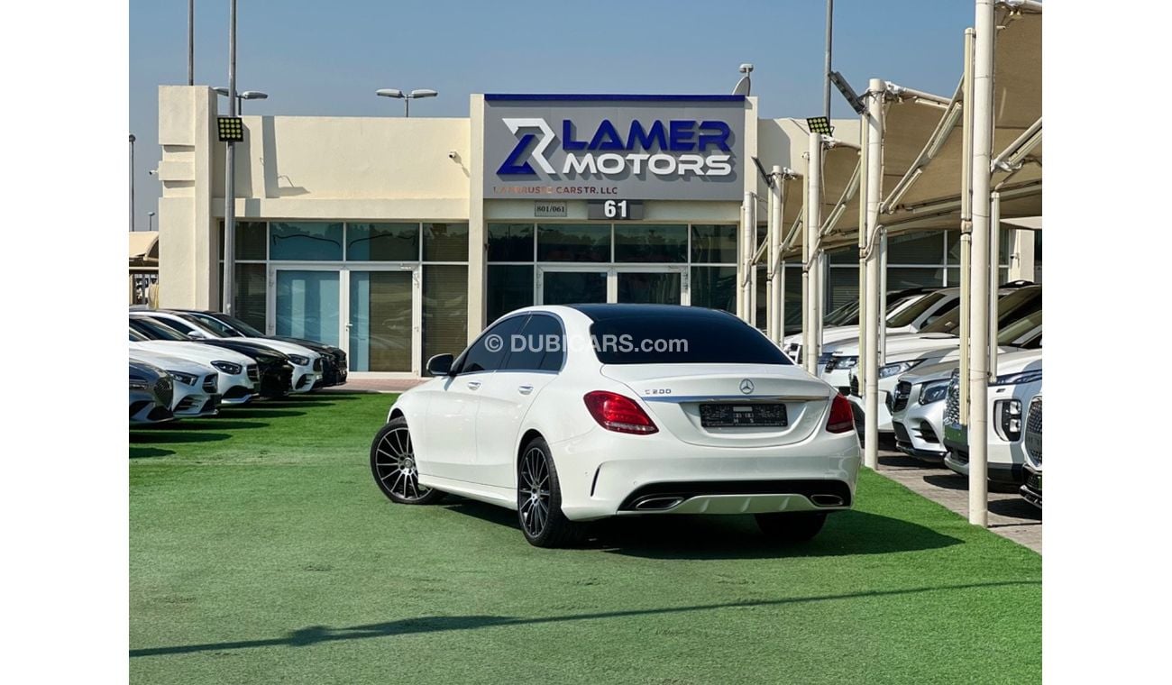 مرسيدس بنز C200 1500 Monthly payments / C200 2015 / GCC / FUll option / No any accidents