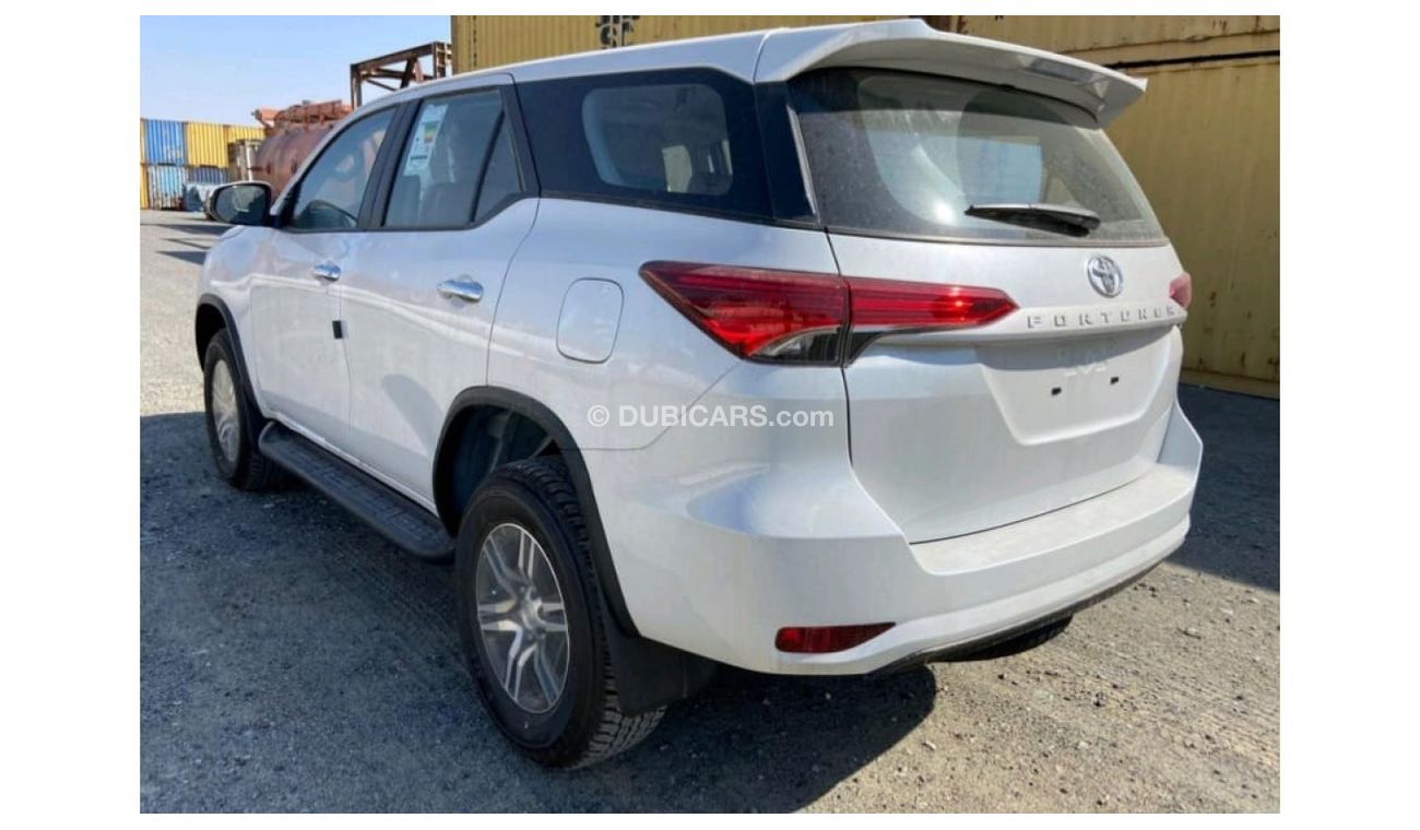 Toyota Fortuner 2023 FORTUNER 2.7L 4X4 GASOLINA MANUAL A/C