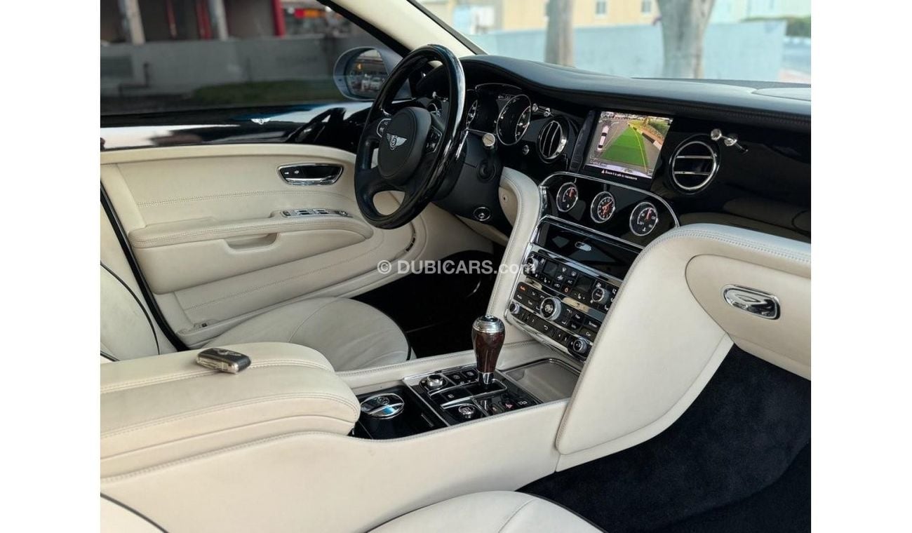 بنتلي مولسان BENTLEY MULSANNE 2012 V8 VIP LOW MILEAGE IN PERFECT CONDITION