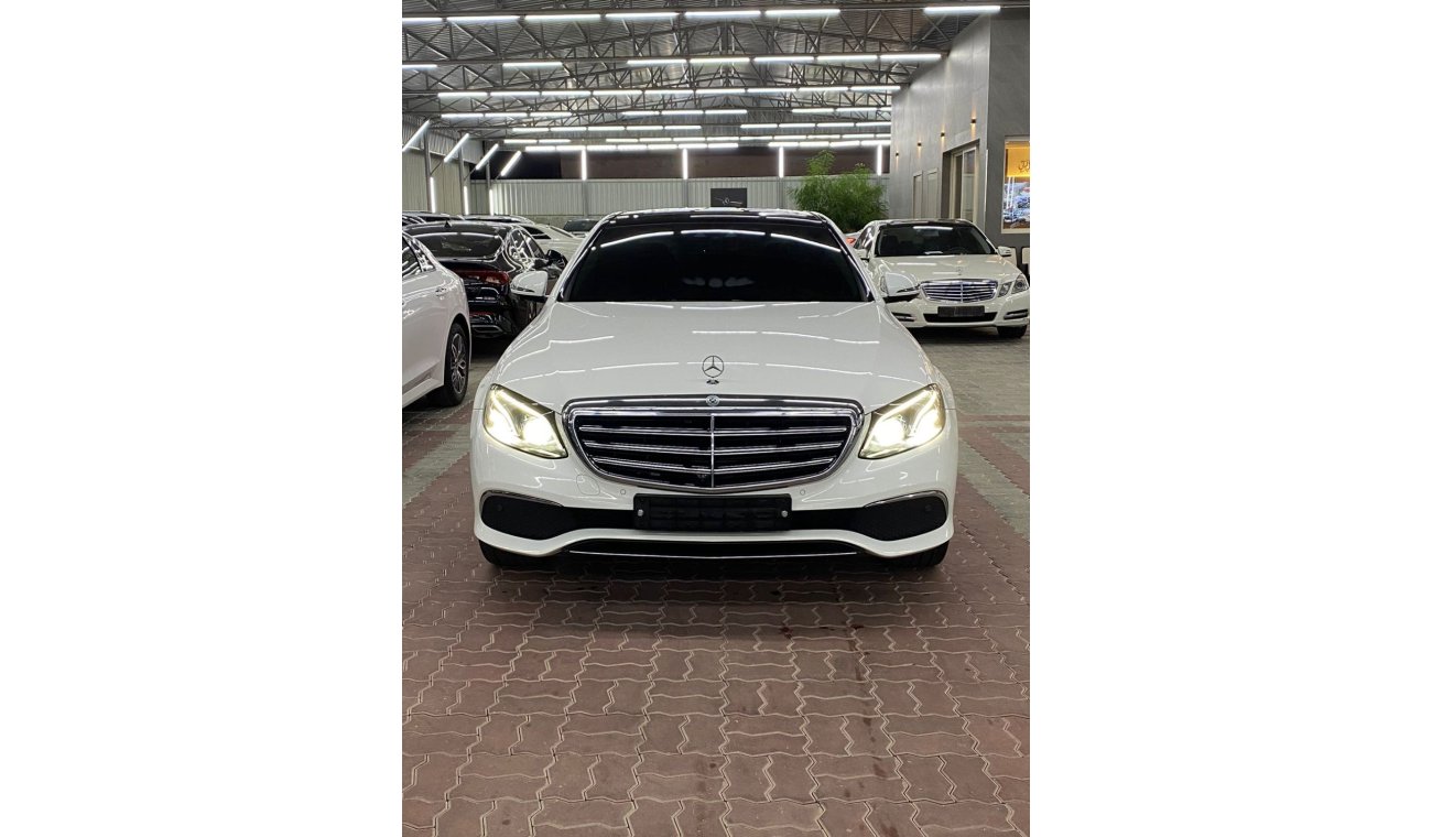 Mercedes-Benz E300 Std KOREA SPECS