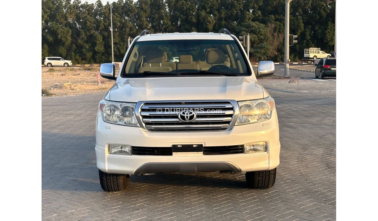 Toyota Land Cruiser MODEL 2010 GCC CAR PERFECT FULL OPTION SUN ROOF