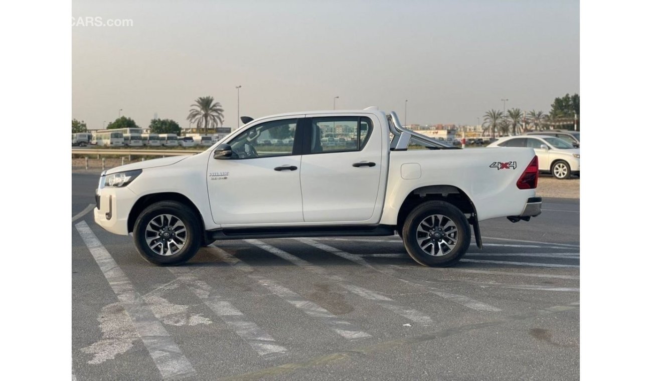 تويوتا هيلوكس 2021 Toyota Hilux Deisel - 2.8L V4 - Right Hand Drive UAE PASS