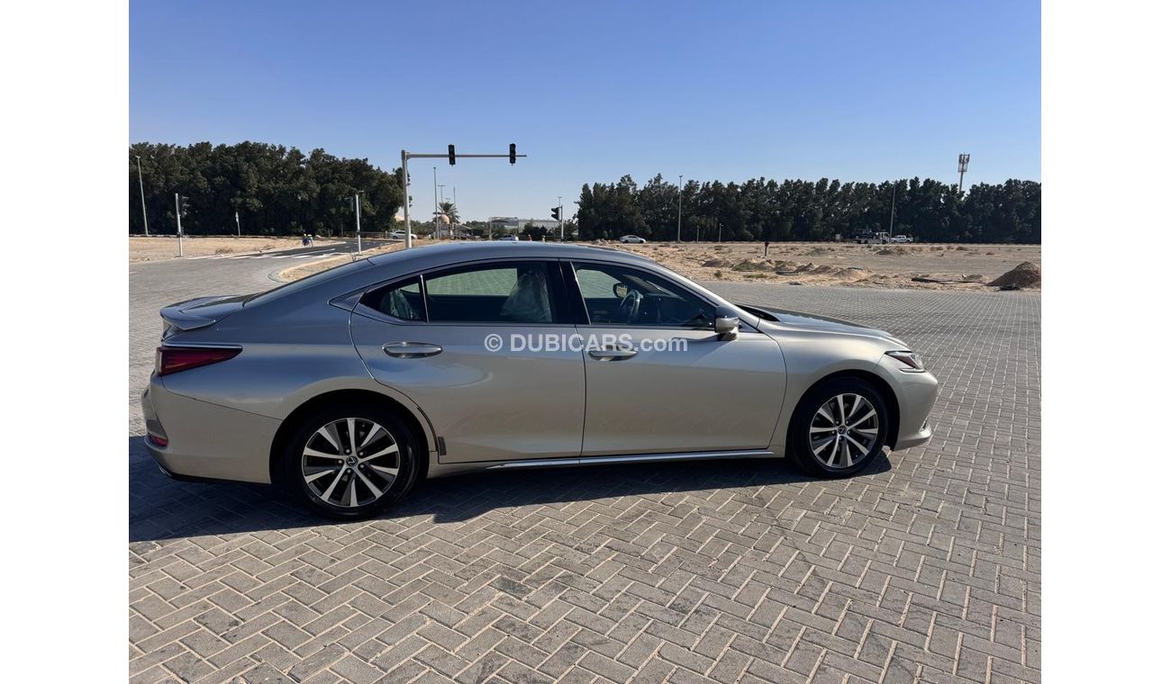 لكزس ES 350 Exclusive 3.5L