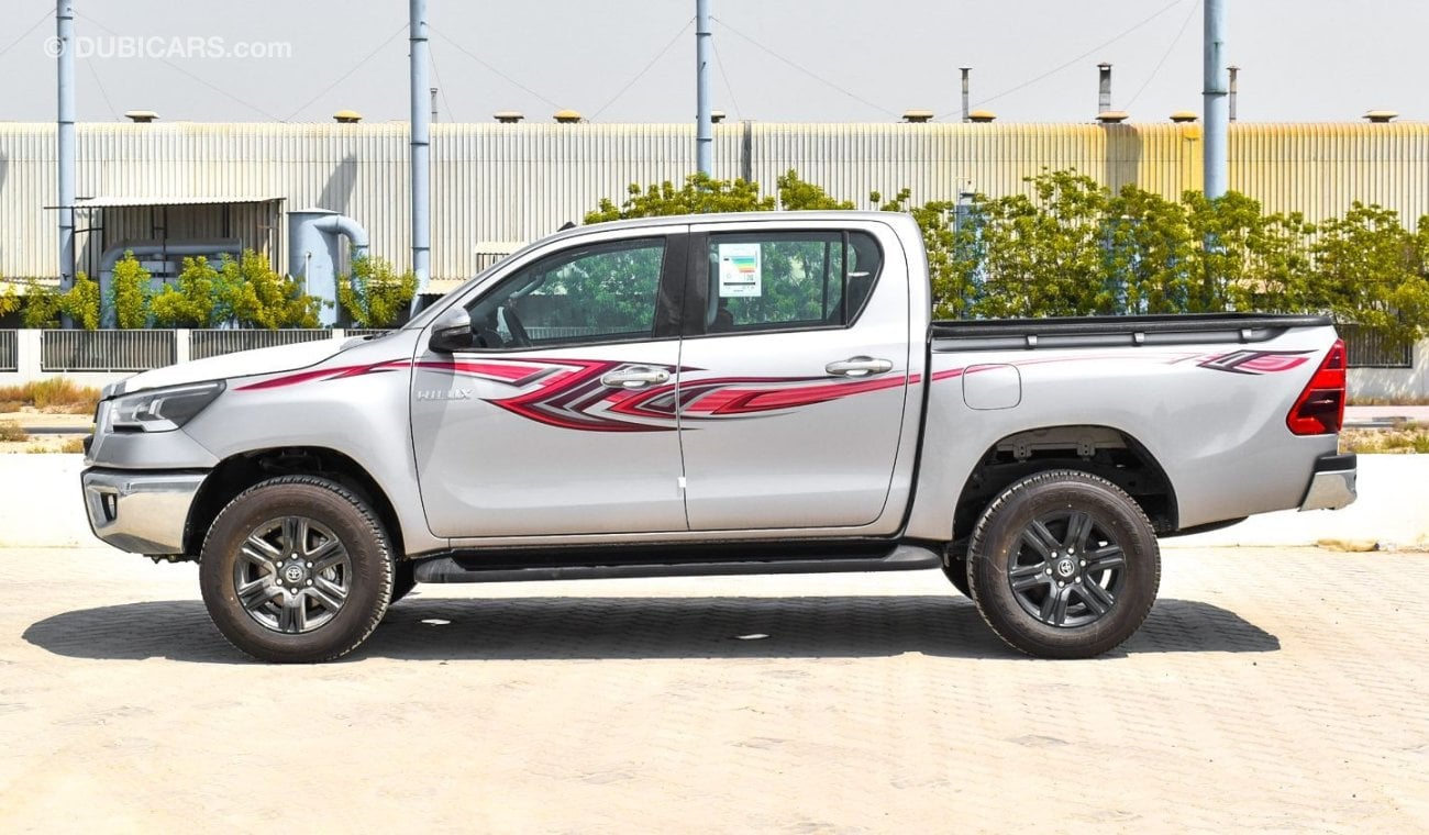 تويوتا هيلوكس 2023 Toyota Hilux 4x4 DC 2.8 SR5 - Silver inside Black | Export Only