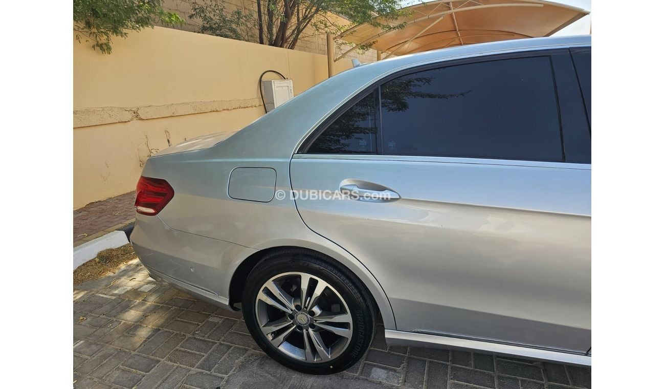 مرسيدس بنز E200 Mercedes E200