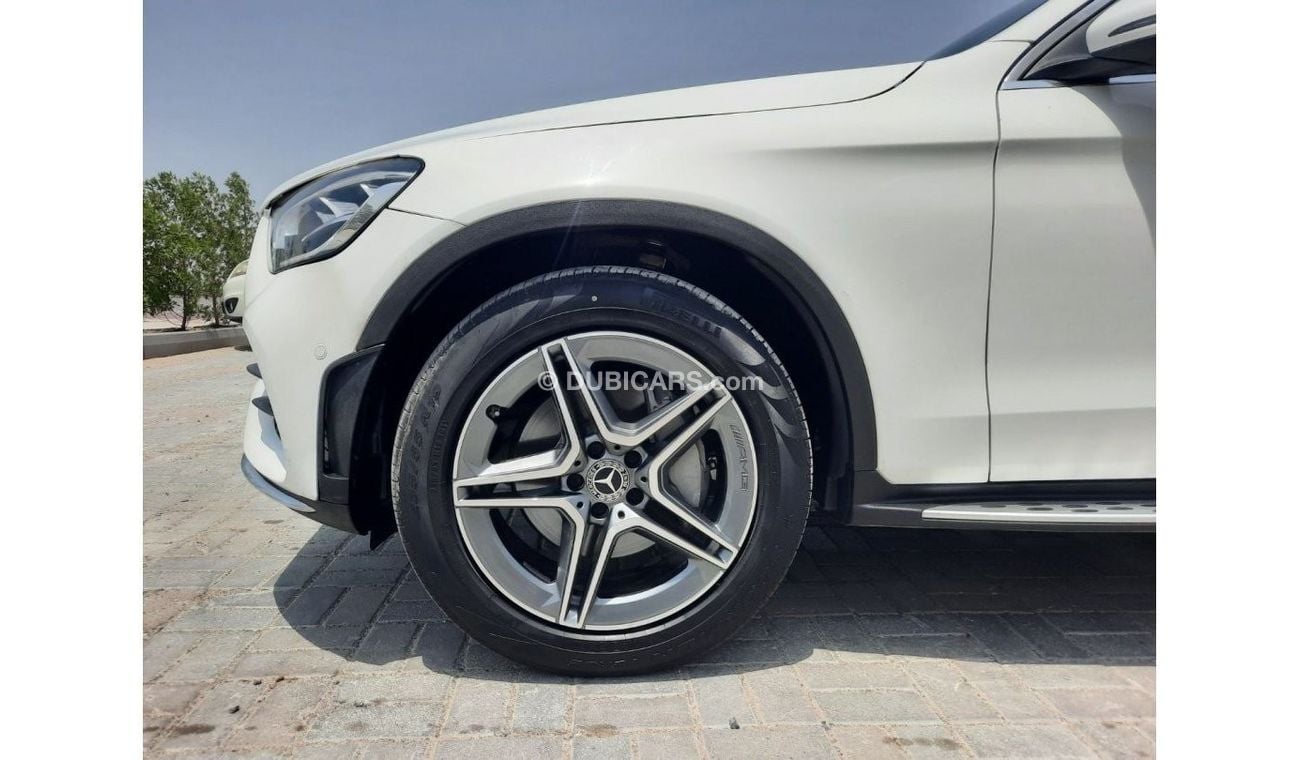 Mercedes-Benz GLC Coupe 200 Mercedes glc220d 2022 full option تتصدر للسعودية