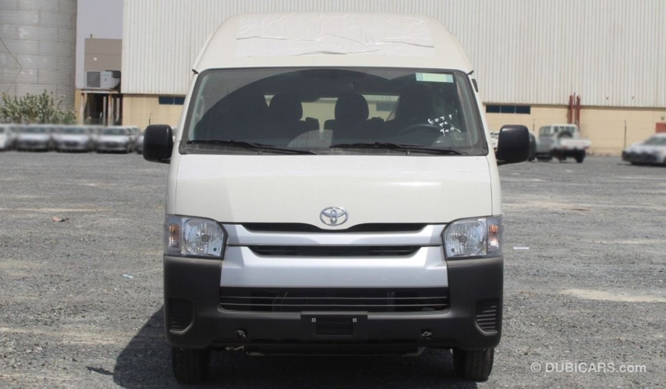 تويوتا هاياس HIACE 2.5L 15 SEATER AC H.ROOF