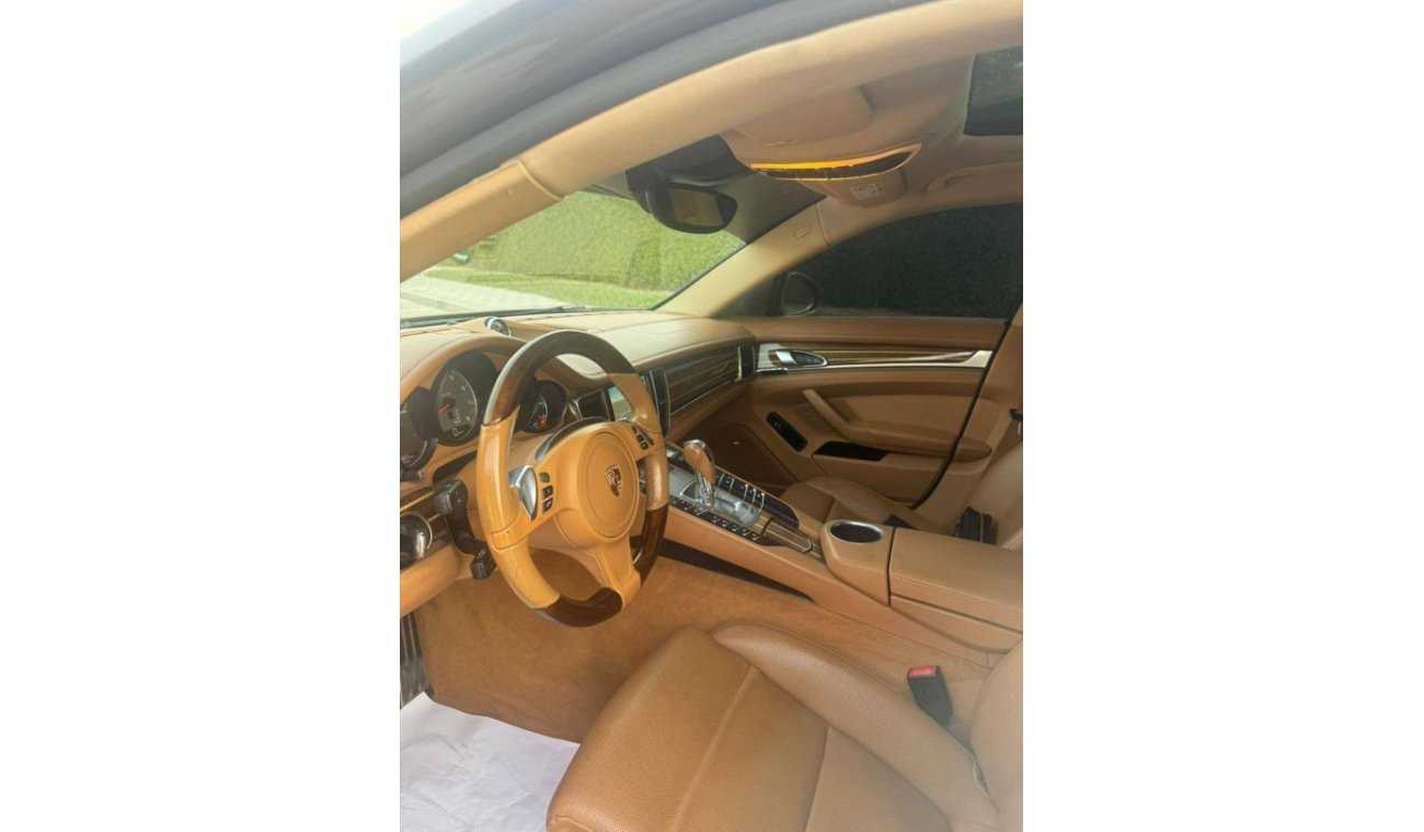 Porsche Panamera 4S Panamera 4S GCC Full Option