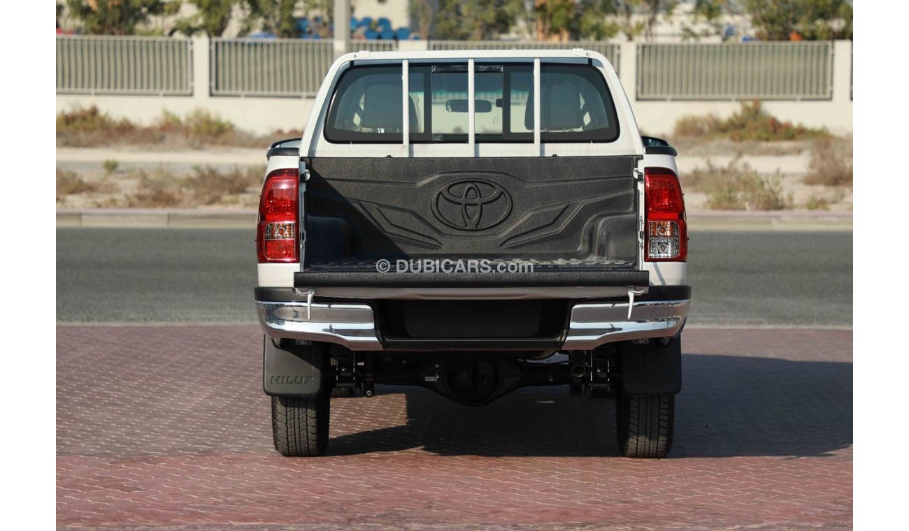 تويوتا هيلوكس 2025 TOYOTA HILUX LOW 2.7 - PLATINUM WHITE PEARL inside BLACK | Export Only