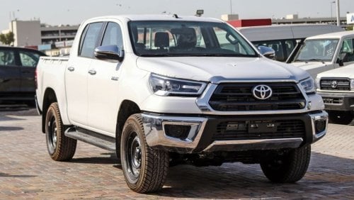 تويوتا هيلوكس HILUX 2.4L D MED OPTION Manual 2024