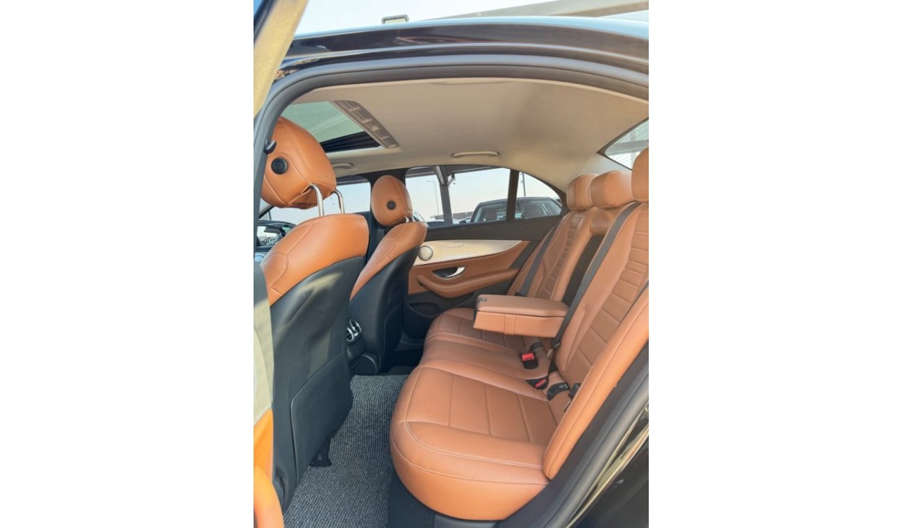 مرسيدس بنز E300 AMG