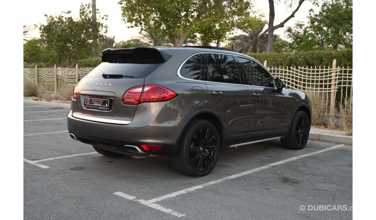 بورش كايان 0 % DP - AGENCY MAINTAINED - PORCSHE CAYENNE S 2014 - 4.6TC V8 4WD - BROWN INTERIOR - MINT CONDITION