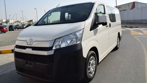 Toyota Hiace GL - Standard Roof Toyota Hiace 3.5 Ltr 6 seater van, model:2020. Excellent condition